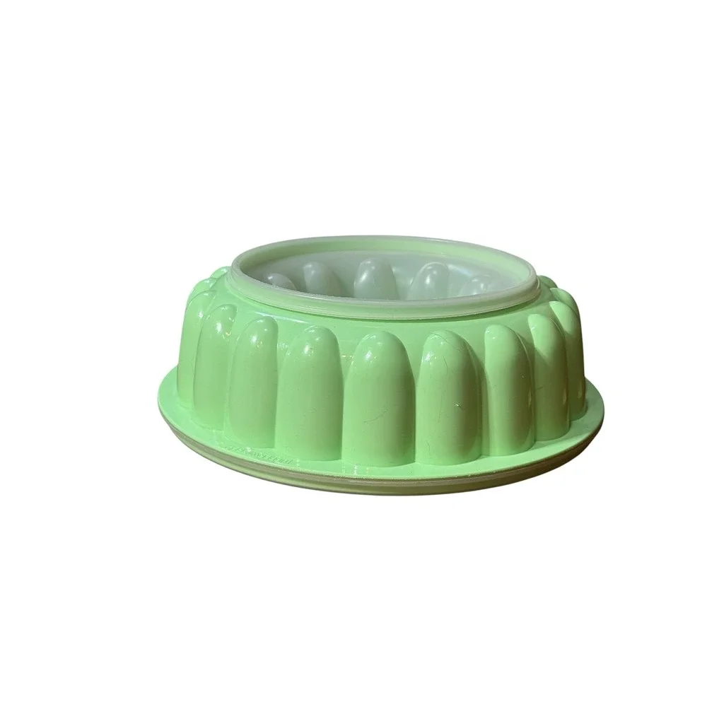 Tupperware vintage kitchen